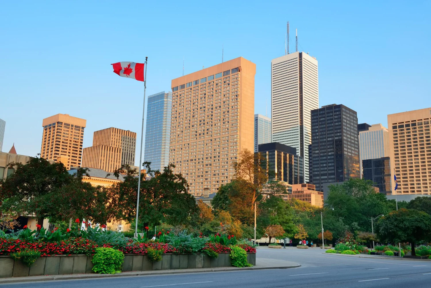 largest businesses in canada